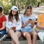 Adolescentes redes sociales móviles