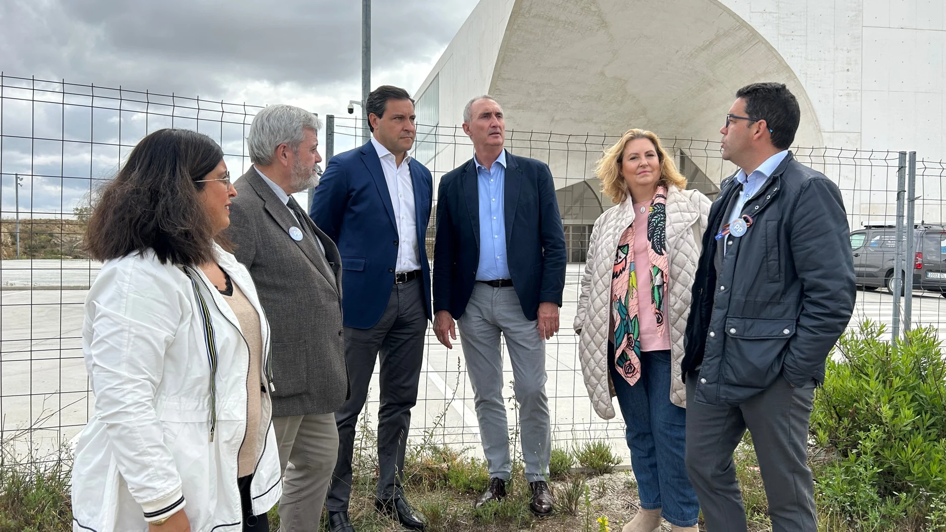 Raúl de la Hoz acompaña a José Mazarías en su visita en Segovia