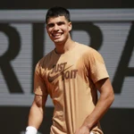 Carlos Alcaraz entrena en París para Roland Garros 2023