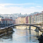 Vistas panorámicas de la ciudad vieja de Bilbao