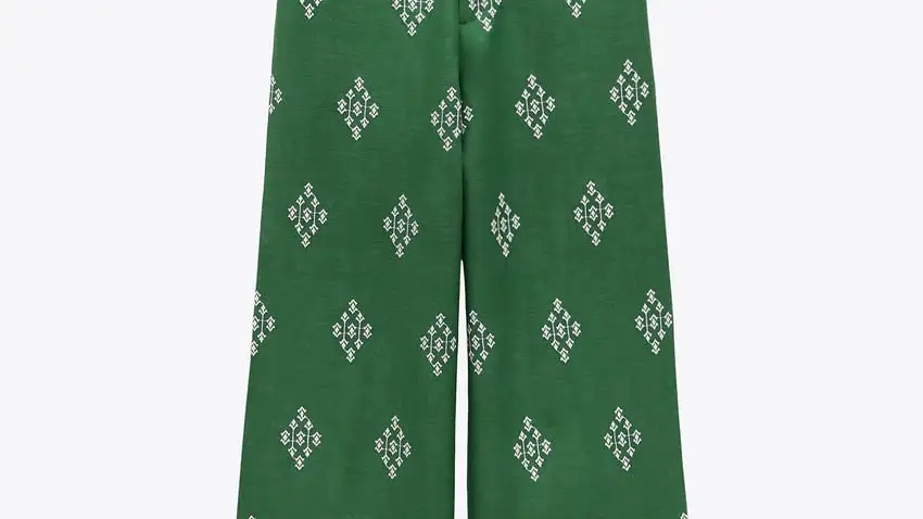 Pantalones lino bordados. 