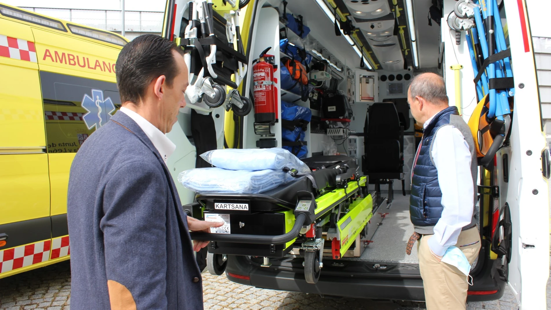 Nuevas ambulancias para los centros de salud de Segovia