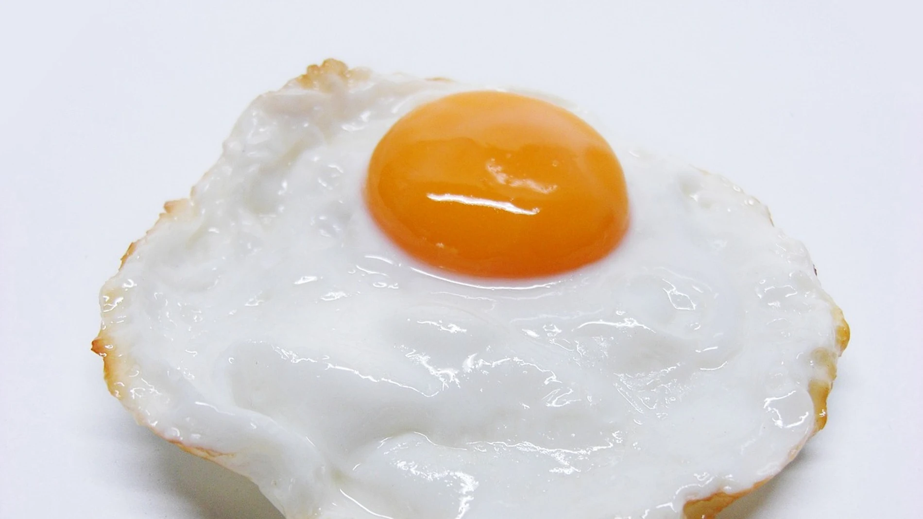 Los huevos fritos también pueden cocinarse en la freidora de aire