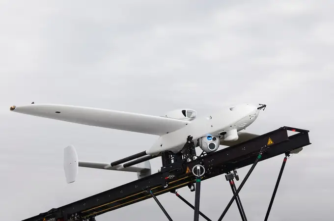 Este dron será capaz de lanzar pequeñas bombas merodeadoras 