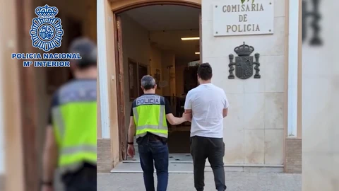 El hombre de 25 años detenido en Palos de la Frontera (Sevilla), un acosador de niñas que contactaba con menores de entre 10 y 15 años en TikTok para solicitarles imágenes de carácter sexual