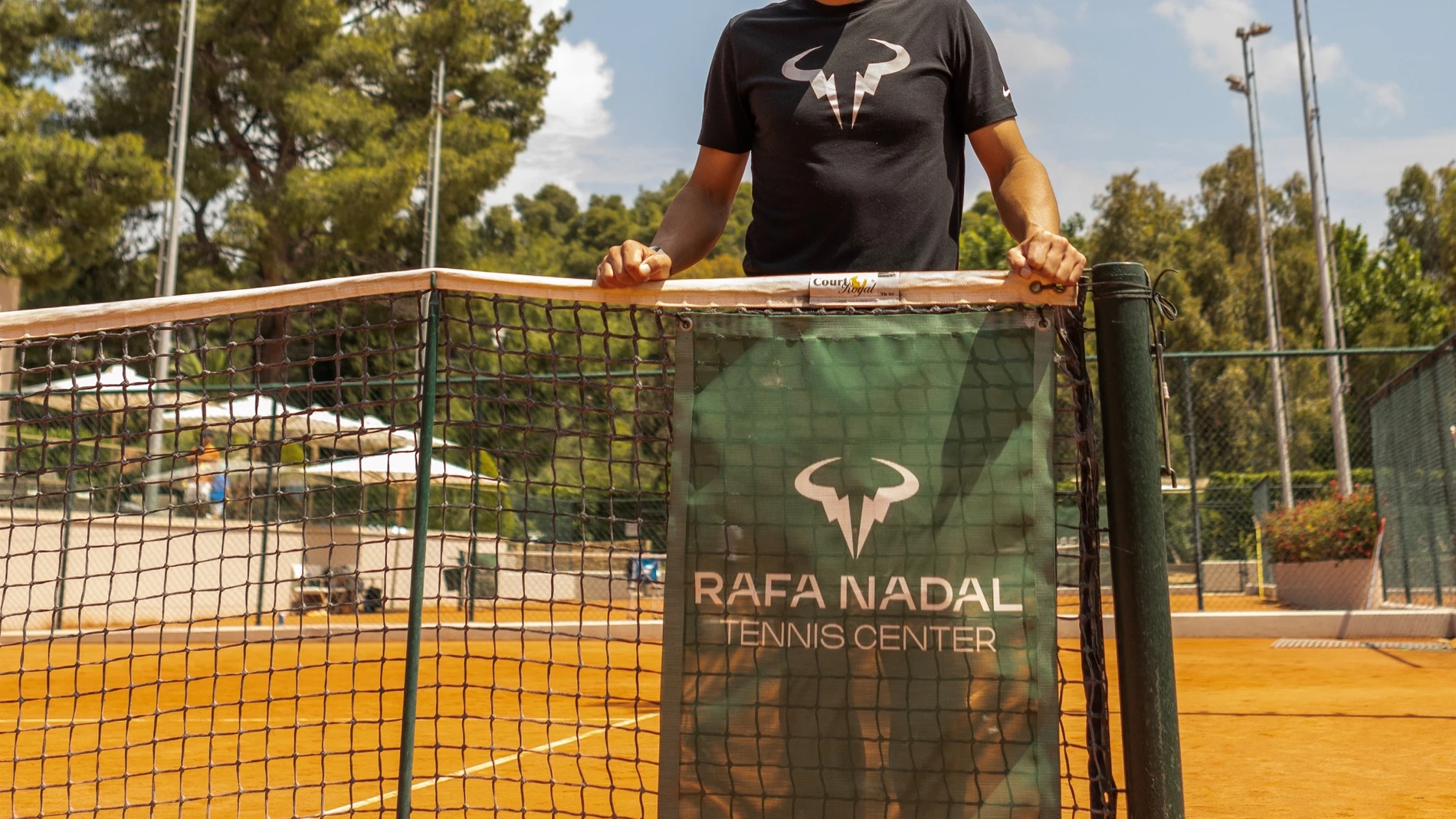 Tenis.- Nadal visita el Rafa Nadal Tennis Center en Grecia