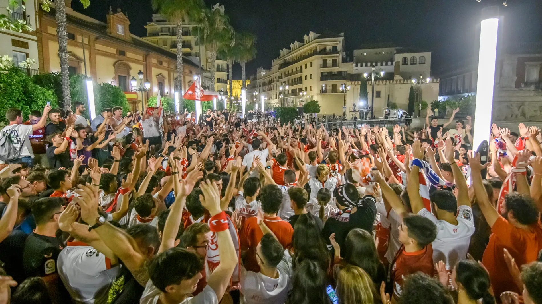 Las imágenes de la fiesta en la Puerta de Jerez