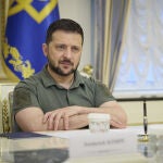 VÍDEO: Zelenski llega a la cumbre de la comunidad política europea que reúne a medio centenar de líderes en Moldavia