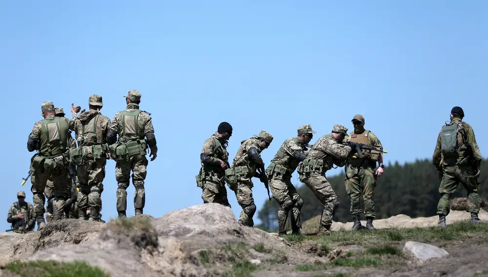 UK armed forces train Ukrainian troops
