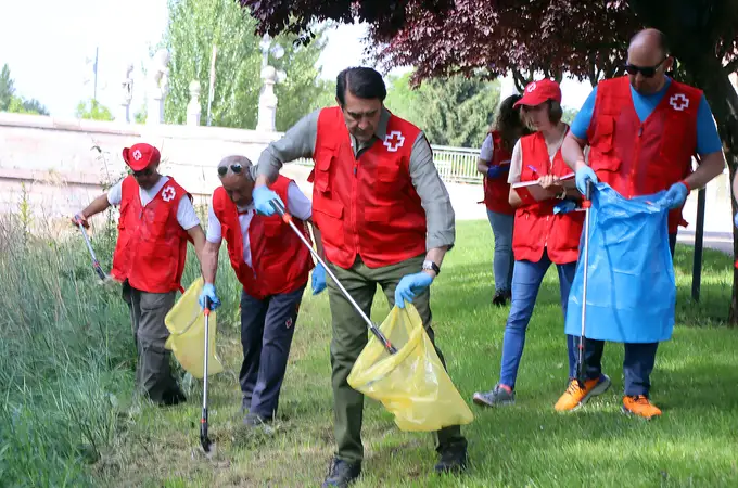 Más de 750 voluntarios identifican en dos semanas más de 9.000 residuos abandonados en ríos, lagos y embalses de Castilla y León