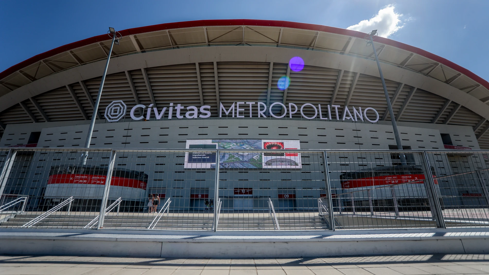 Exterior del estadio Cívitas Metropolitano en Madrid