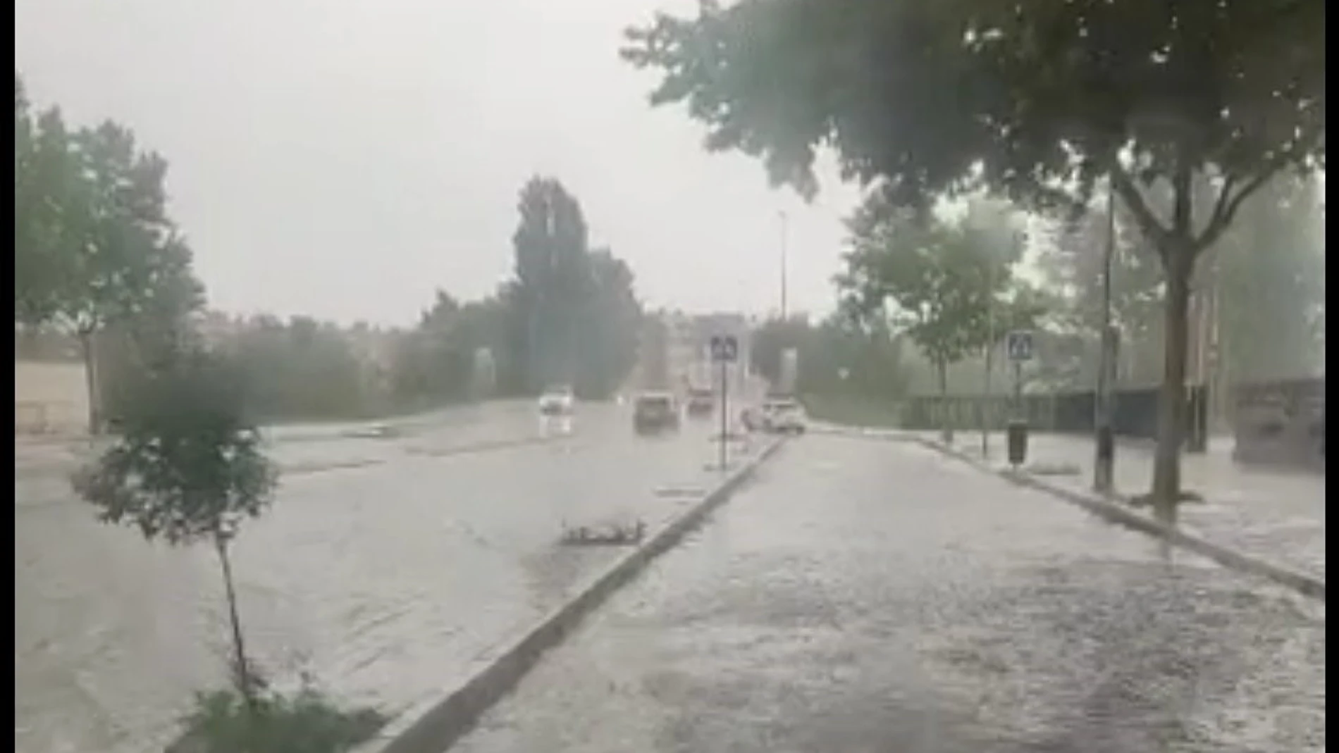 Inundaciones y balsas de agua en varios puntos de Ávila capital esta semana