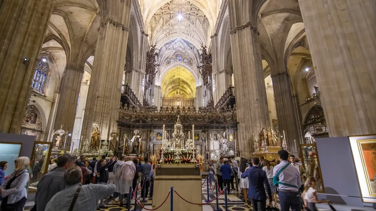 Cuánto cuesta y cómo reservar sillas para la procesión del Corpus Christi de Sevilla