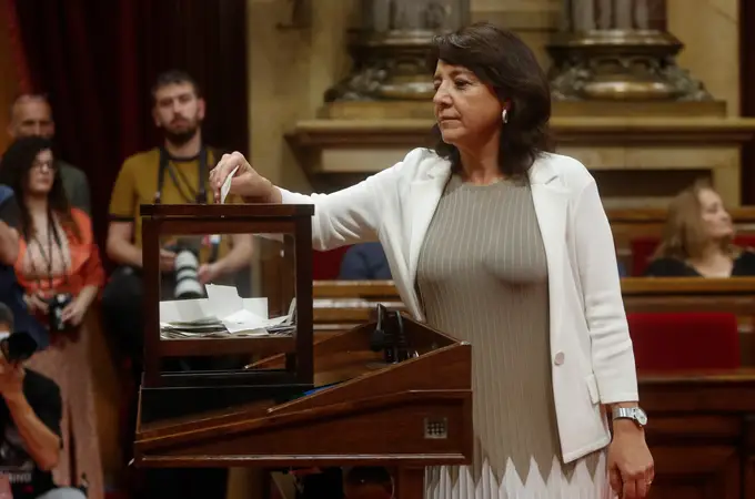 Erra, la alcaldesa de Vic, nueva presidenta del Parlament: reivindica a Forcadell, Puigdemont y el 1-O