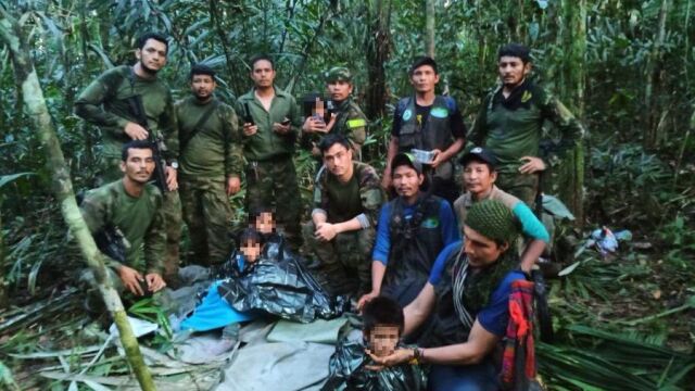 Hallan con vida a los cuatro niños desaparecidos en la selva colombiana