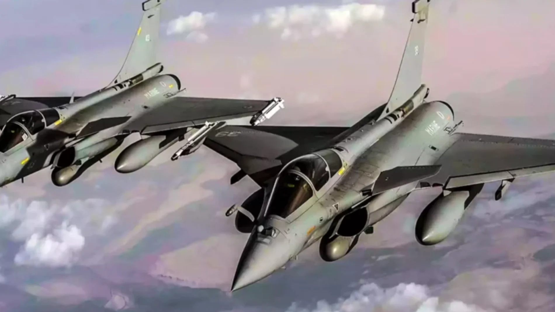 Cazas Rafale de la OTAN persiguen a aviones de combate de Rusia, en una imagen de archivo