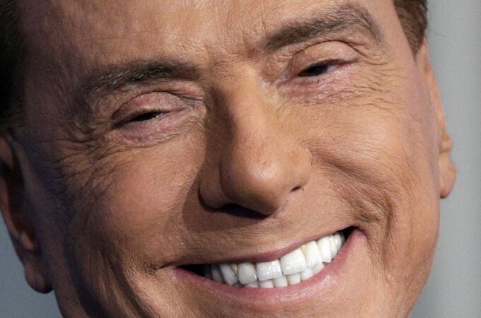  Italian former Premier and Forza Italia (Go Italy) party leader, Silvio Berlusconi, smiles during the recording of the Italian state television RAI, Porta a Porta 