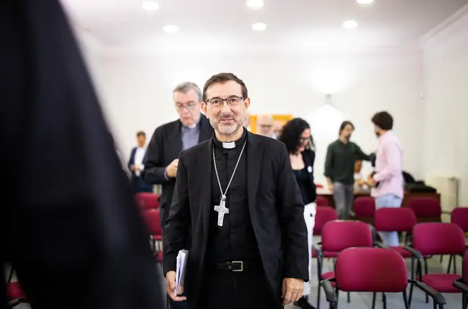 Francisco: revolución en el LinkedIn de los obispos