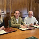 Benito Serrano firma con los ayuntamientos beneficiarios de la provincia de Soria