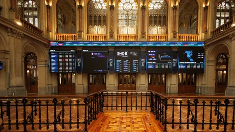 Economía/Bolsa.- El Ibex 35 modera su caída al 0,1% y recupera los 9.300 puntos al cierre, tras el IPC de EEUU