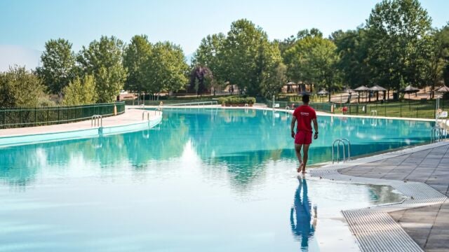 Buitrago del Lozoya.- La piscina de Riosequillo, una de las más grandes de España, abrirá el 22 de junio