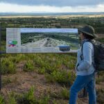 Mirador y panel del sendero