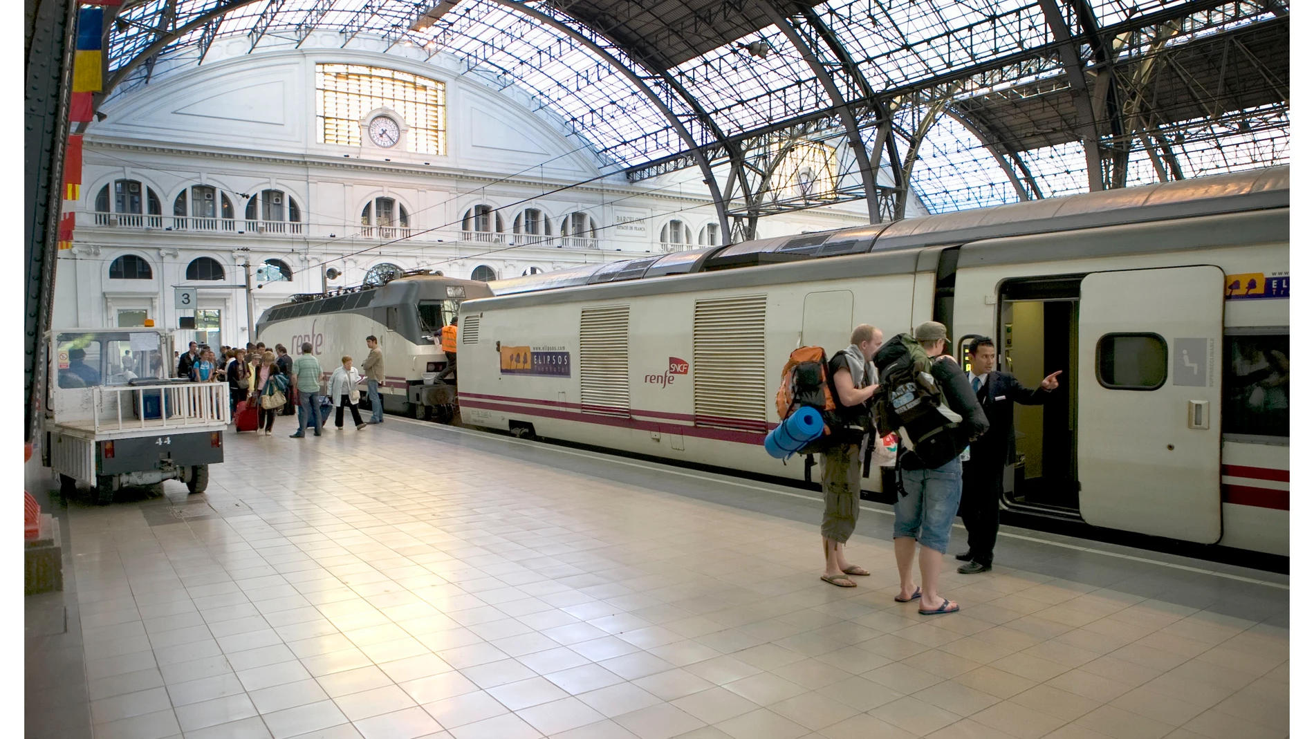 MADRID.-Renfe pone a la venta los billetes para viajar este verano por Europa con el Interrail