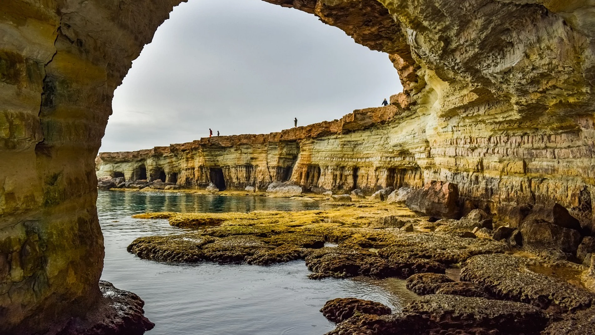 Las cuevas son paisajes únicos y naturales creadas debido a la erosión del agua