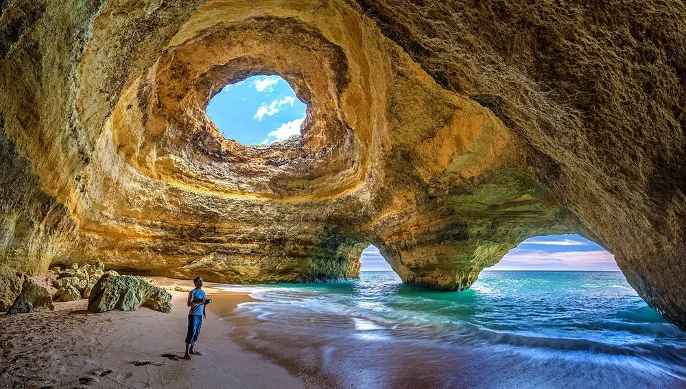 Cueva de Benagil, Algarve Portugal