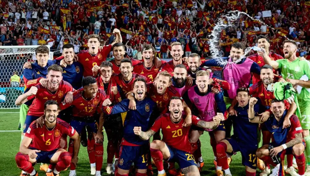 Los jugadores de la Selección española celebran el pase a la final de la UEFA Nations League