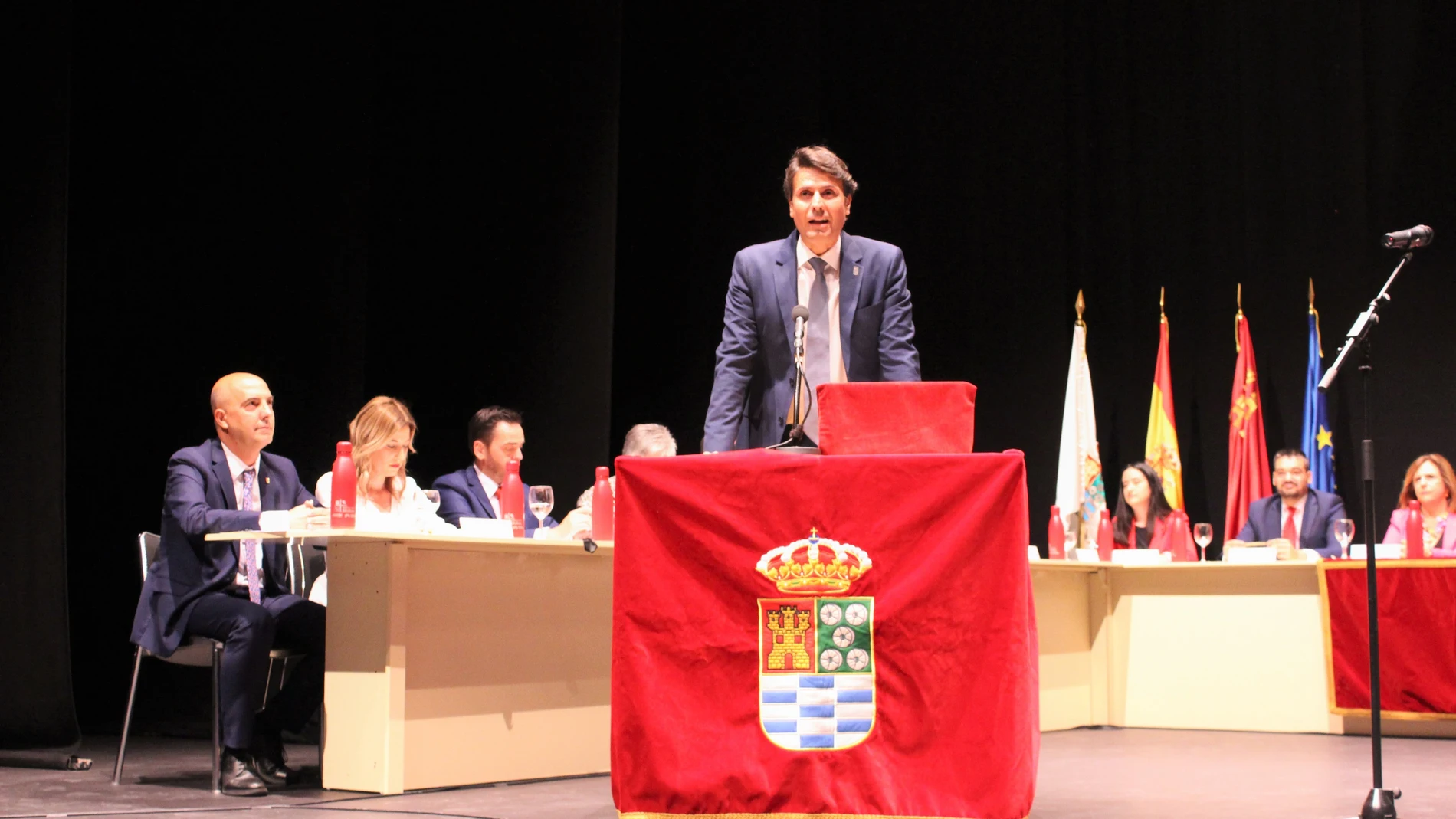 El 'popular' José Ángel Alfonso jura su cargo como alcalde de Molina de Segura