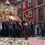 El Corpus Chico de León llena de tradición y flores las calles de la ciudad