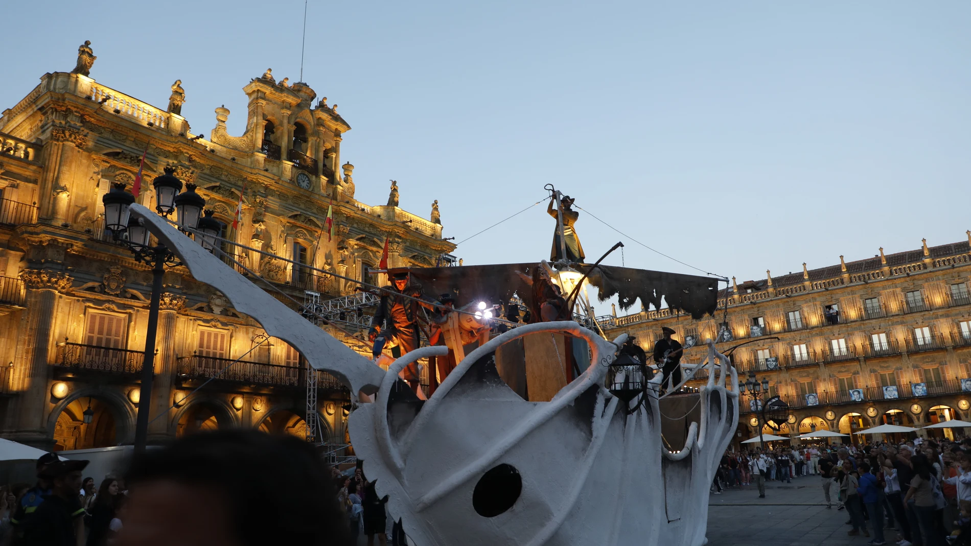 Actuación del Facyl en la Plaza Mayor de Salamanca