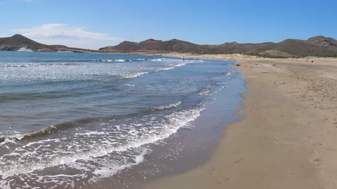 La joven fue llevada a una playa del Levante almeriense