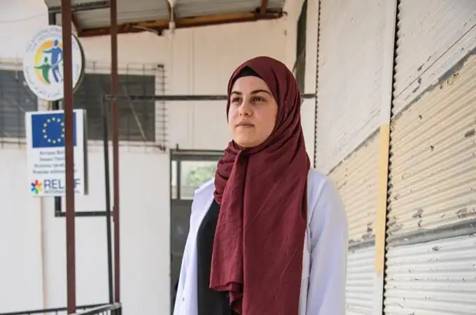 De refugiada a fisioterapeuta: la increíble historia de Muna el Hakim