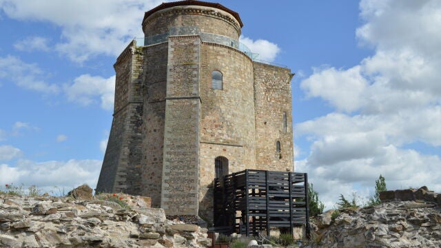 Castillo de Alba de Tormes (Salamanca)