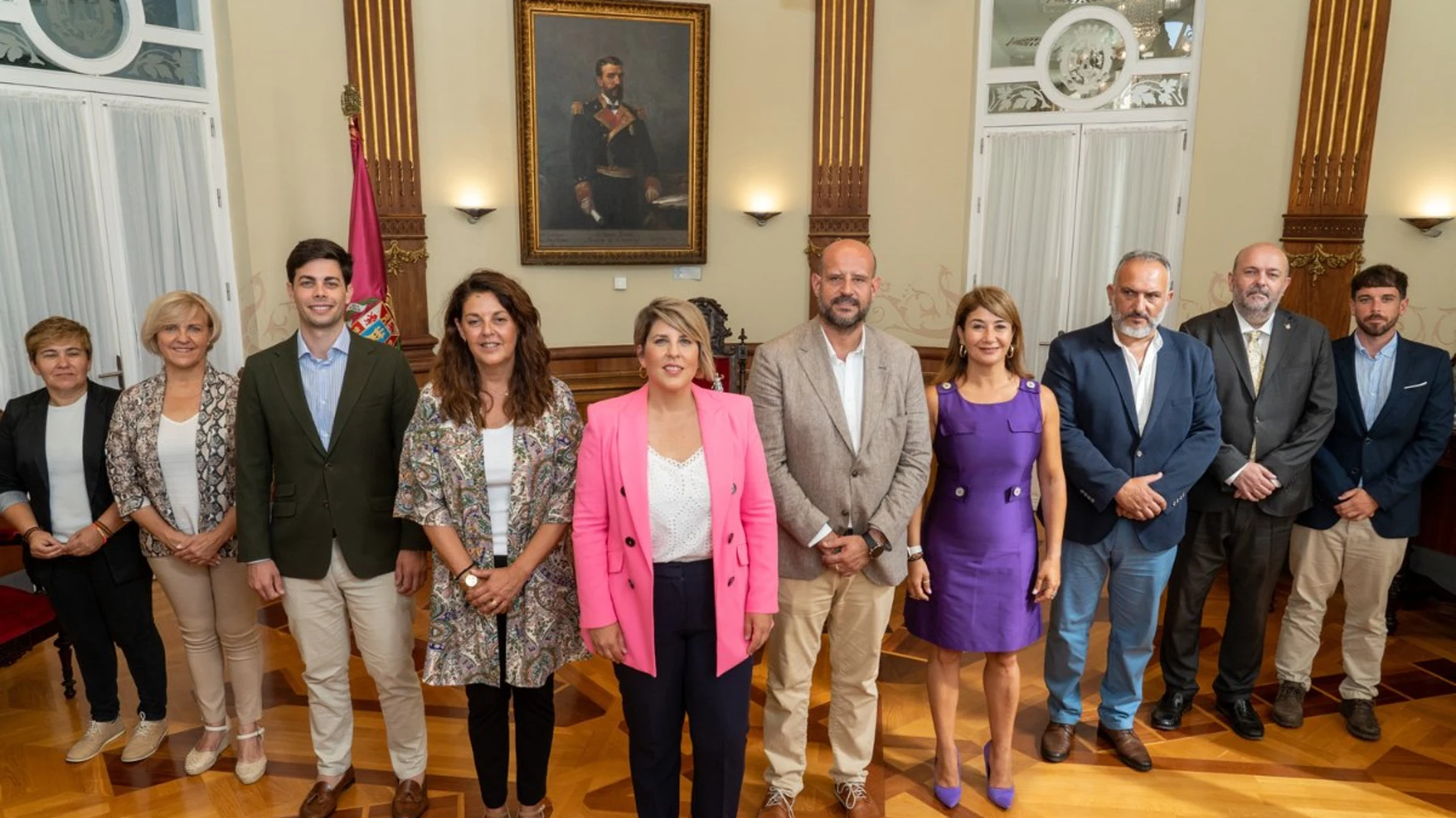 La alcaldesa, Noelia Arroyo, con su equipo de Gobierno en el Ayuntamiento de Cartagena