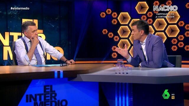 'El Gran Wyoming' y Pedro Sánchez durante un momento de la entrevista