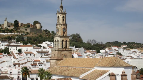 Manuel González-Serna Rodríguez fue párroco de Constantina (Sevilla)