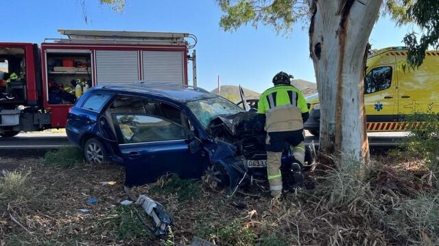 Sucesos.- Dos mujeres, de 50 y 26 años, resultan heridas en un accidente de tráfico registrado en Lorca