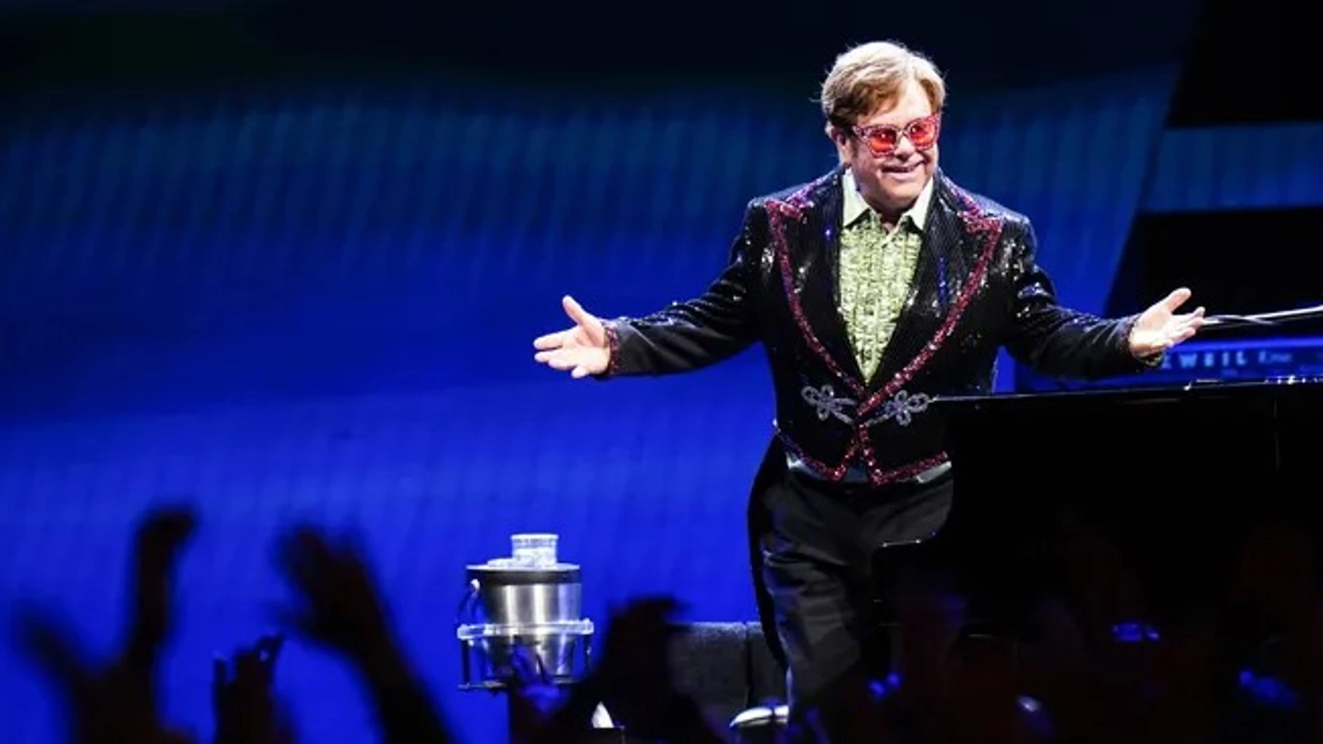 Elton John durante su concierto en Londres el pasado mes de abril como parte de su gira Farewell Yellow Brick Road