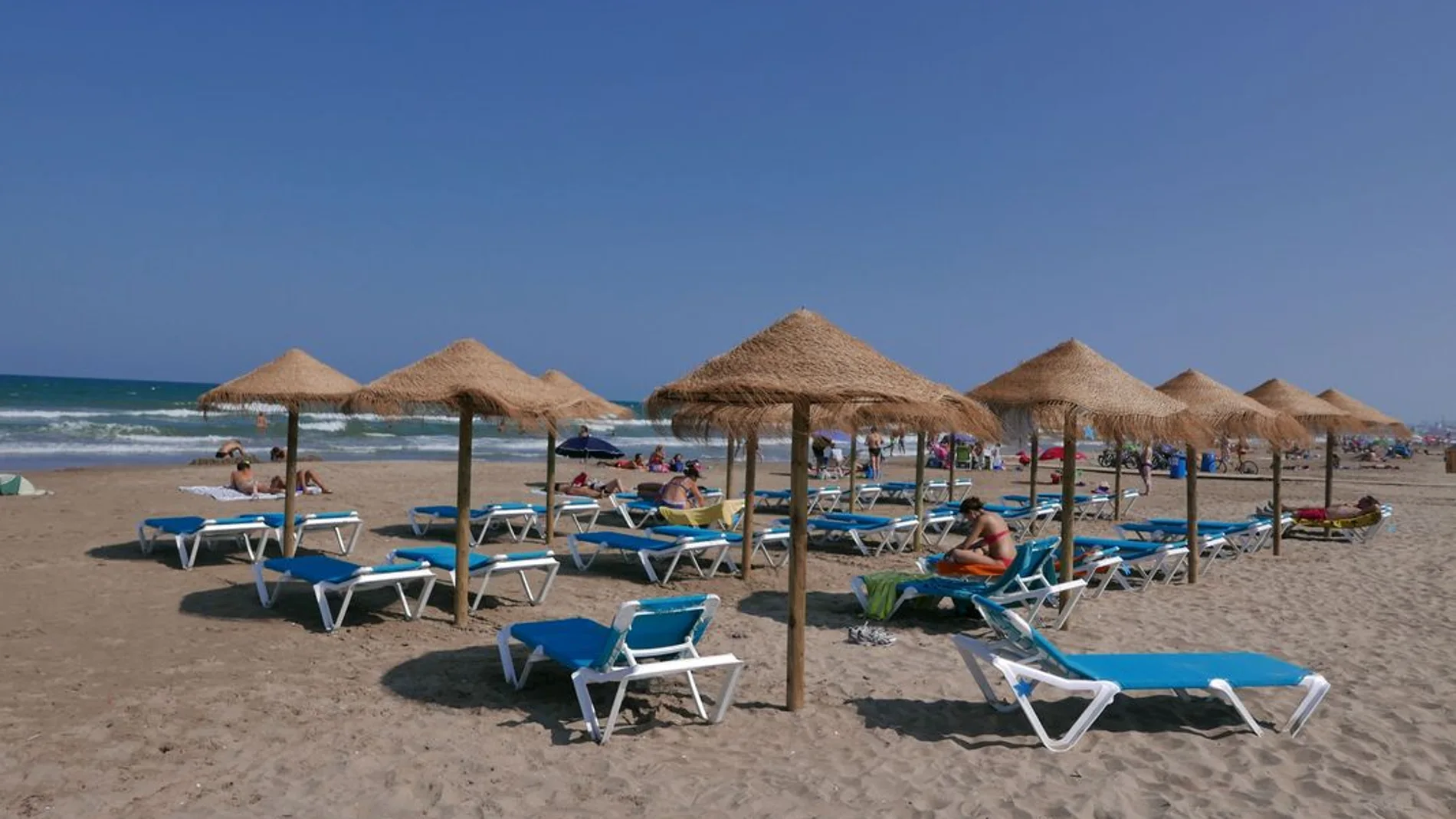 La sorprendente playa de Valencia que este verano ha superado a la Malvarrosa