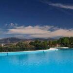 Así es la piscina natural más grande de Madrid