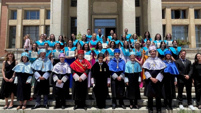 La Escuela Universitaria Fray Luis de León, adscrita a la UCAV, gradúa a sus alumnos de Infantil y Primaria