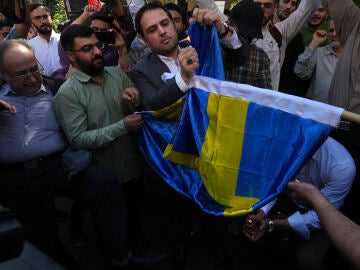 Suecia condena la quema “islamofóbica” del Corán tras las quejas del mundo árabe