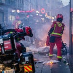 AMP.- Francia.- La abuela del adolescente muerto en Francia llama al fin de los disturbios en el país