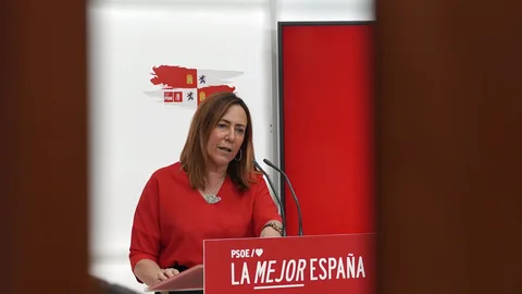 La portavoz del Comité Electoral del PSOE de Castilla y León y portavoz de Economía y Hacienda del Grupo Socialista en las Cortes, Rosa Rubio, analiza en rueda de prensa asuntos de la actualidad política de la Comunidad