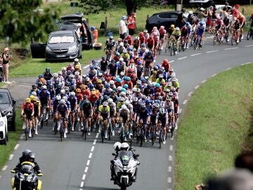 Jakobsen se lleva al esprint la tercera etapa del Tour de Francia