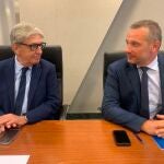 Miralles y Segado, durante la reunión