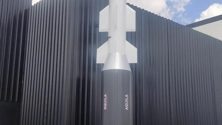 Misil interceptor Aquila en Paris Air Show.